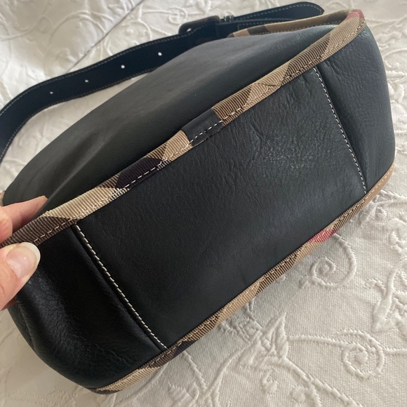 Burberry London Nova Check Trimmed shoulder bag - Picture 4 of 9